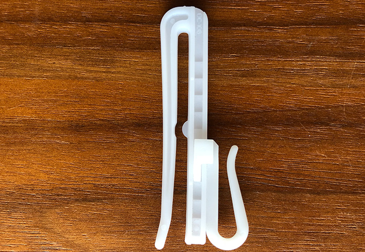 カーテンフック