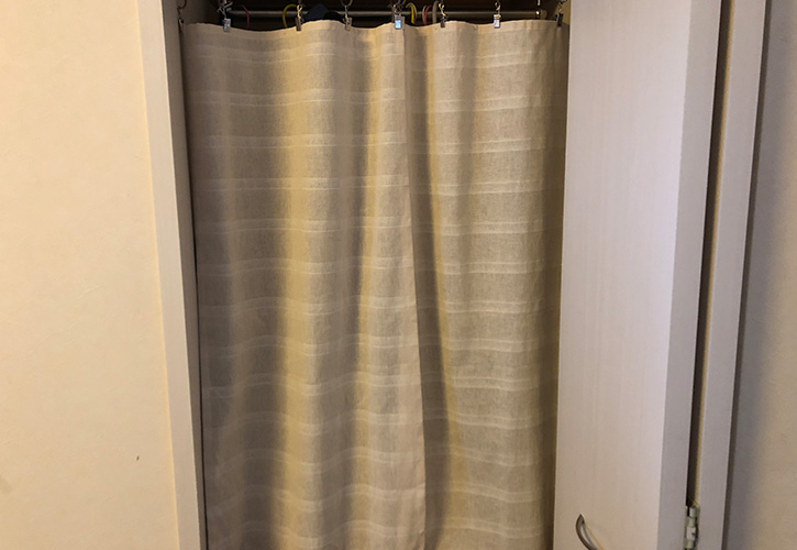 カーテン目隠し